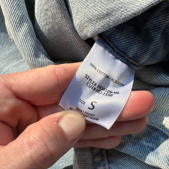 🎁 Hidden Jeans Denim Romper Small NWT – Gift-Ready for Christmas - Picture 7 of 9